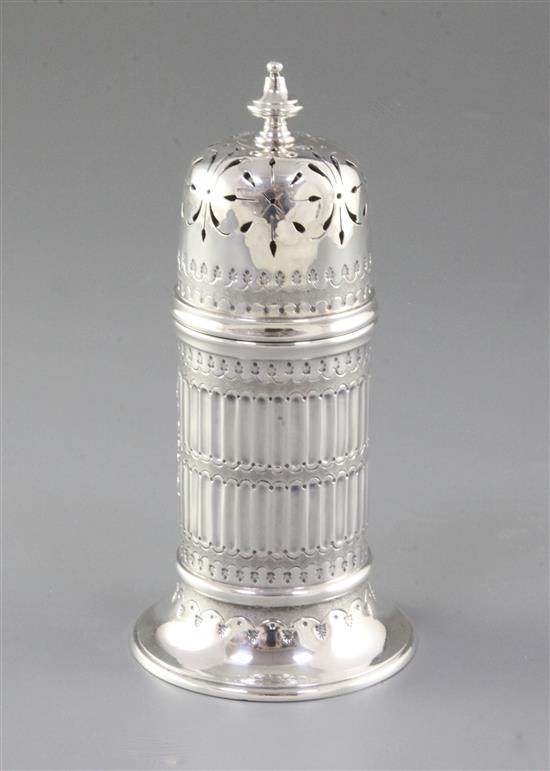 An Edwardian silver sugar caster, Height 6”/150mm Weight 6.2oz/175grms